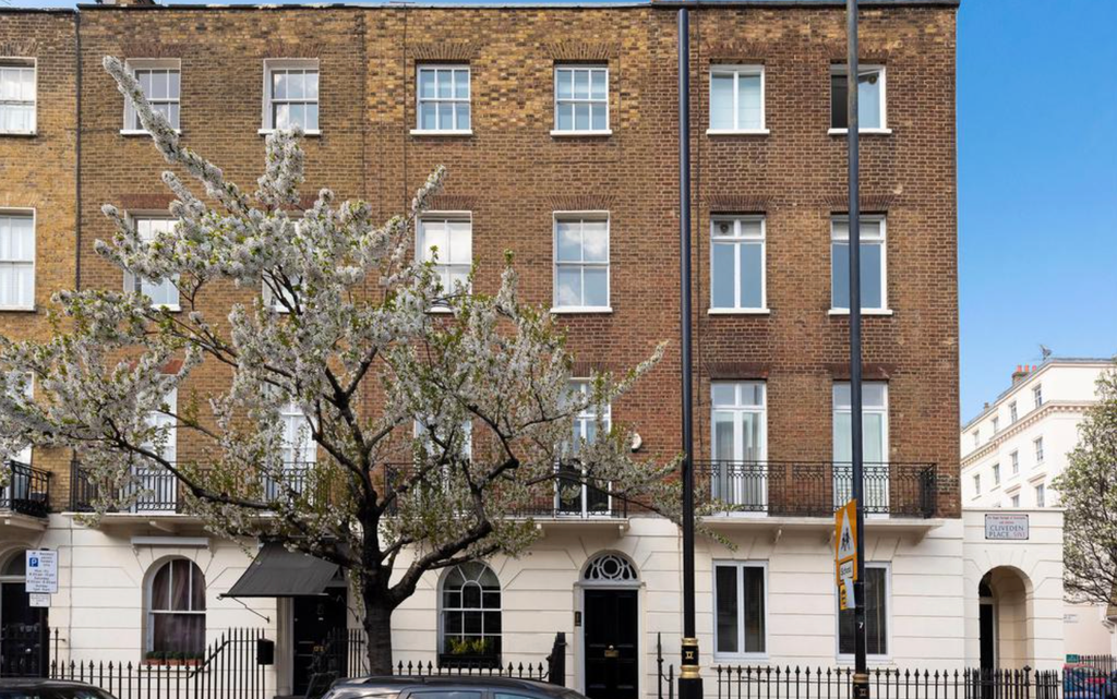 Property photo 2 of 8