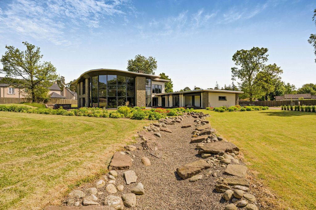 Additional image 29 of 5 bed detached house for saleBurnside, Kinclaven Crescent, Murthly, Perth PH1