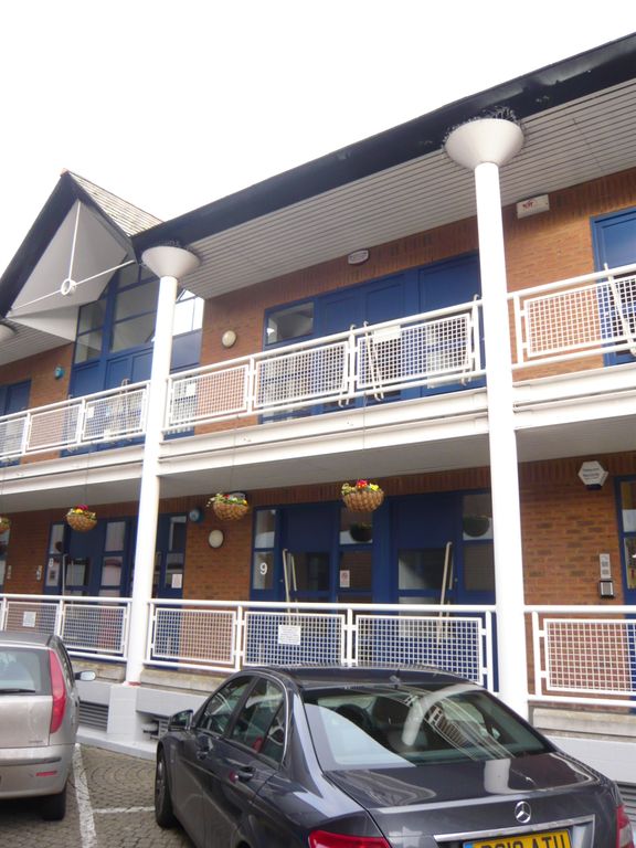 Property photo 1 of 6