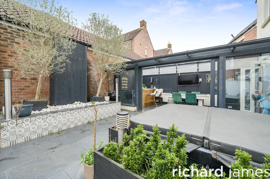 Property photo 3 of 23 6c344Ea4E2E046A8A83B3B5B40Cedd32