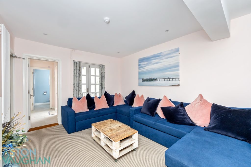 Property photo 3 of 14 4603223