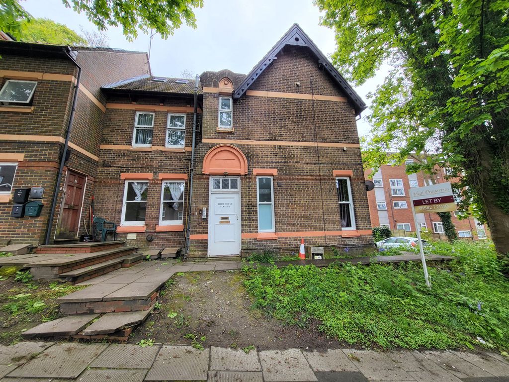 Property photo 2 of 10 Gallery