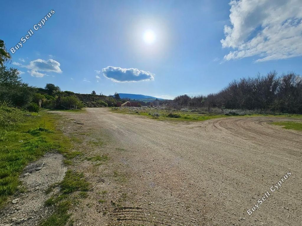 Property photo 2 of 12