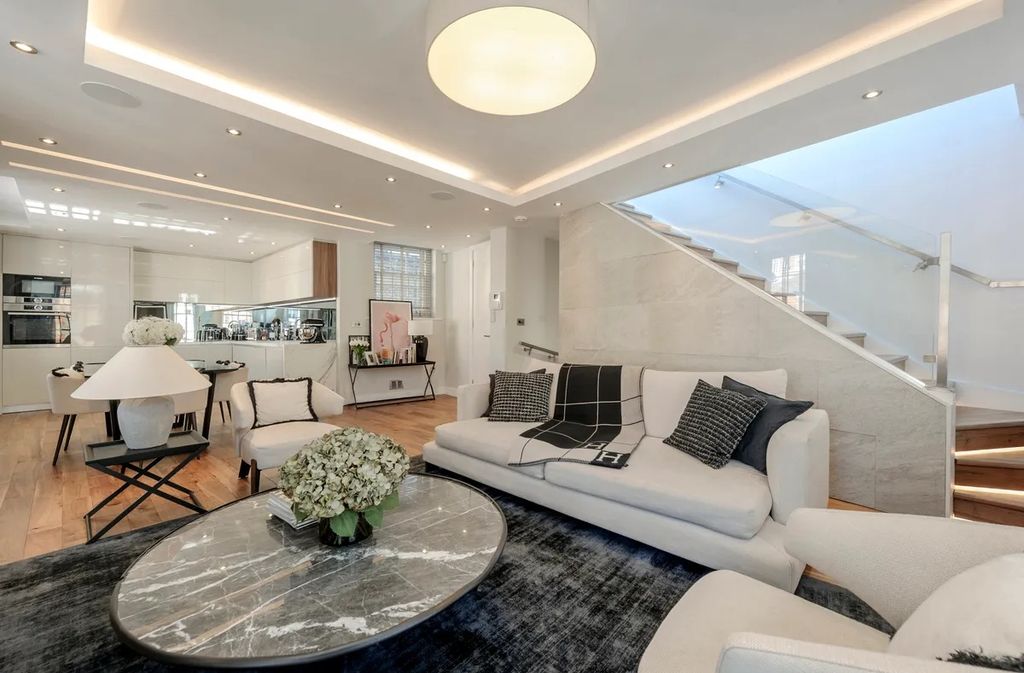 Property photo 1 of 14 Photo 1