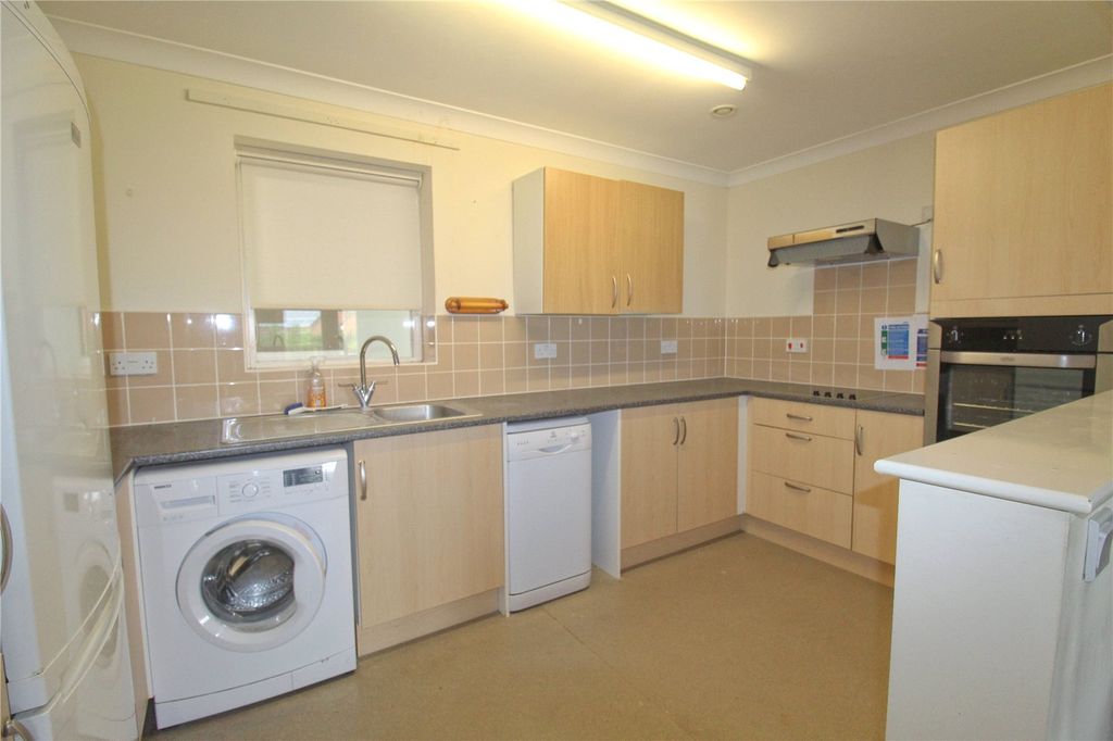 Property photo 3 of 15 Picture No. 11