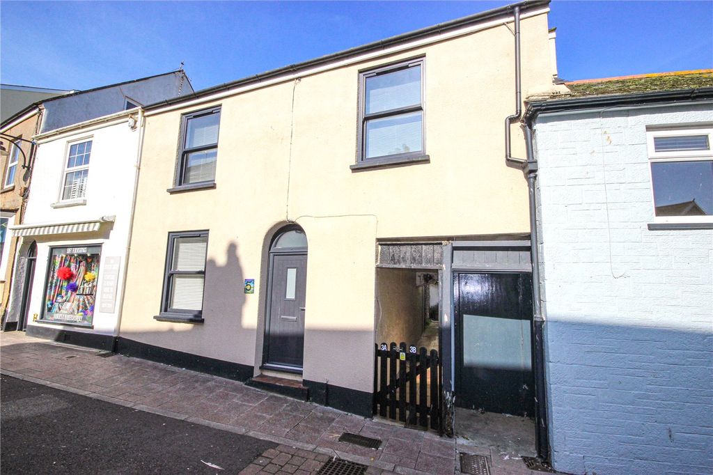 Property photo 1 of 17 Picture No. 01