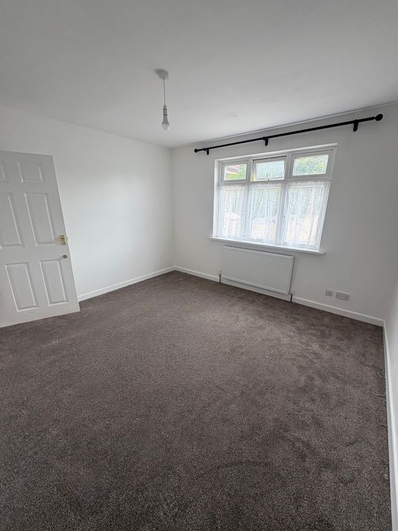 Property photo 2 of 6 Img_7487
