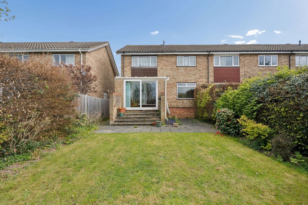 Property photo 1 of 25