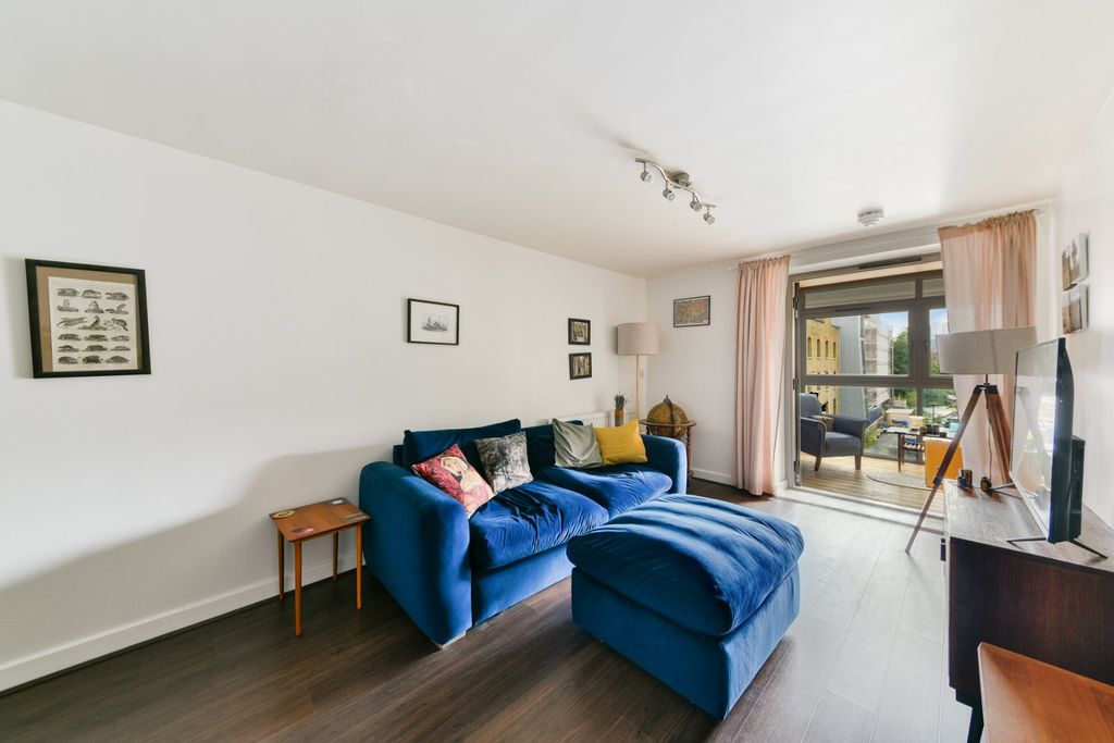 Property photo 1 of 13 Open Plan Living