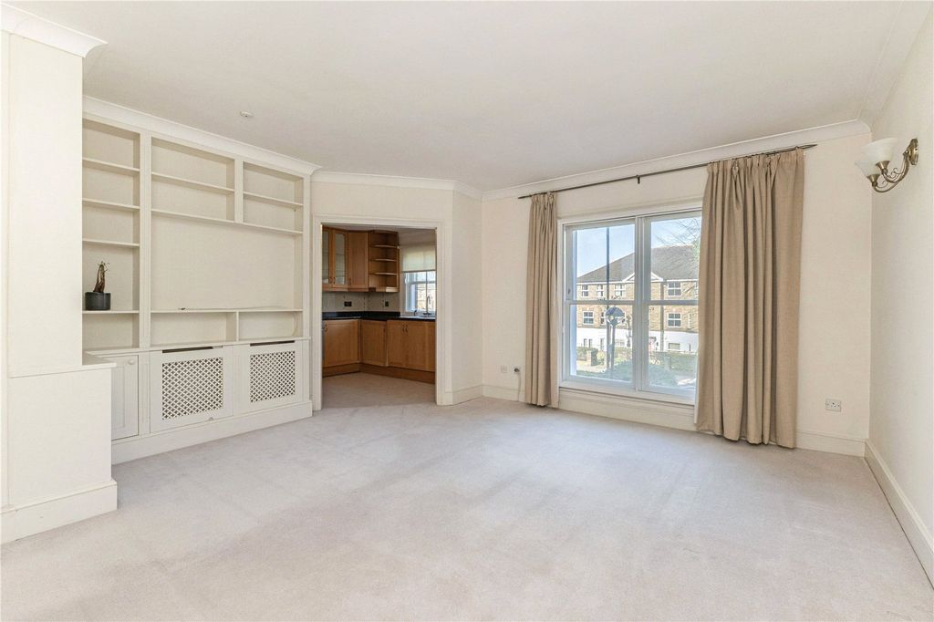 Property photo 2 of 10 Reception