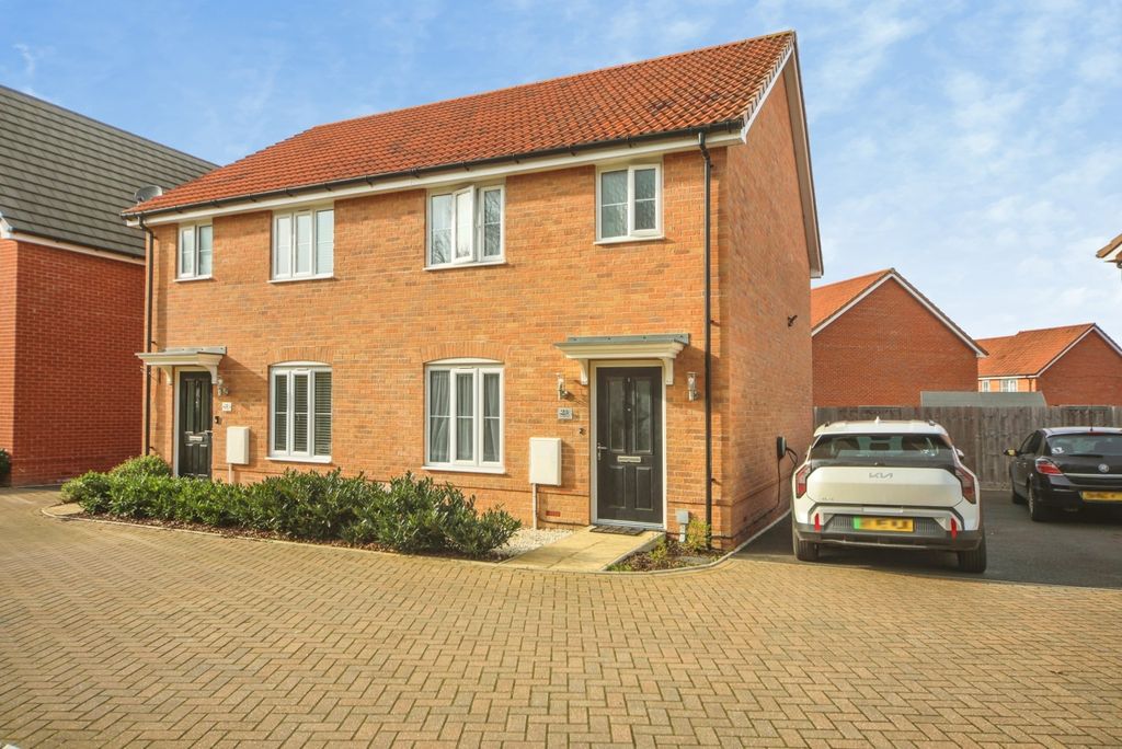 Property photo 1 of 16 Pbox-Img.Jpg