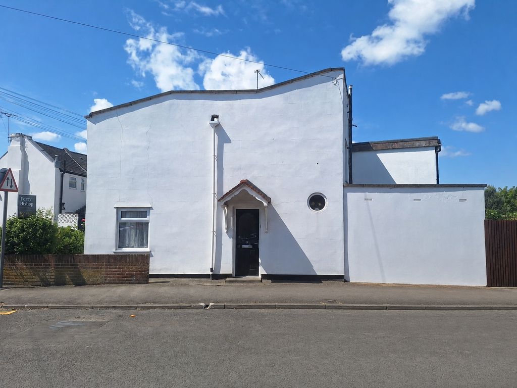 Property photo 1 of 12 Front