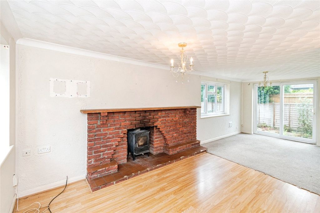 Property photo 2 of 15 Picture No. 32
