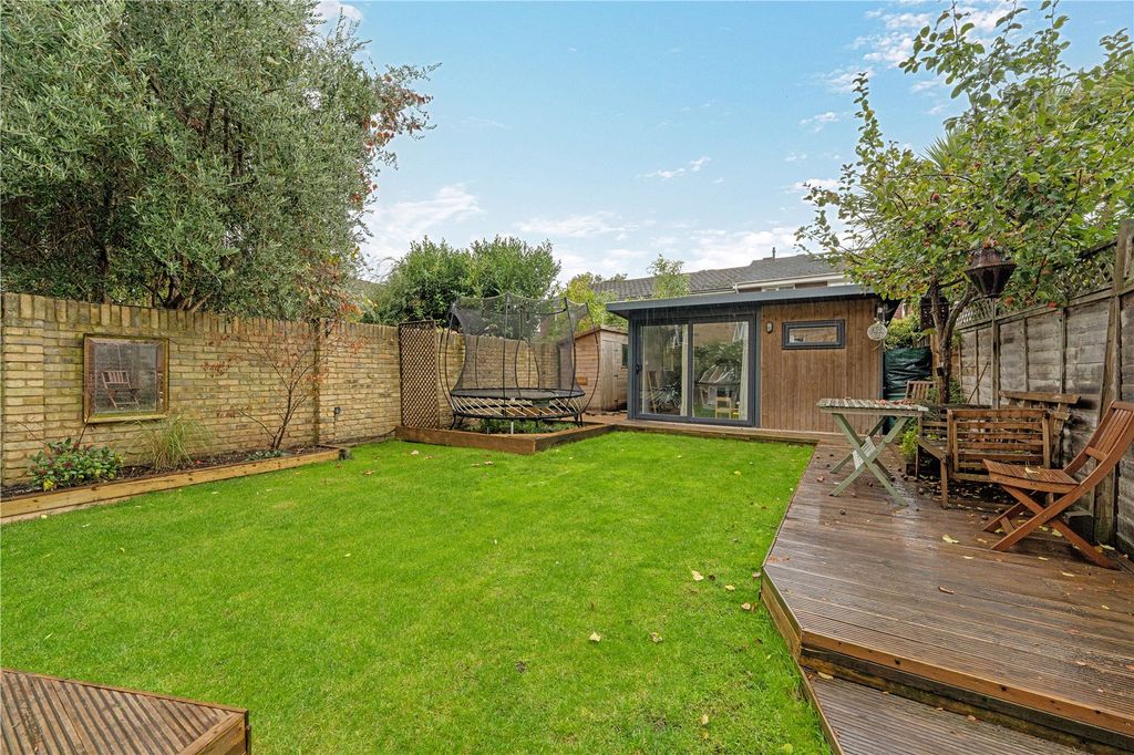 Property photo 2 of 10 Picture No. 09