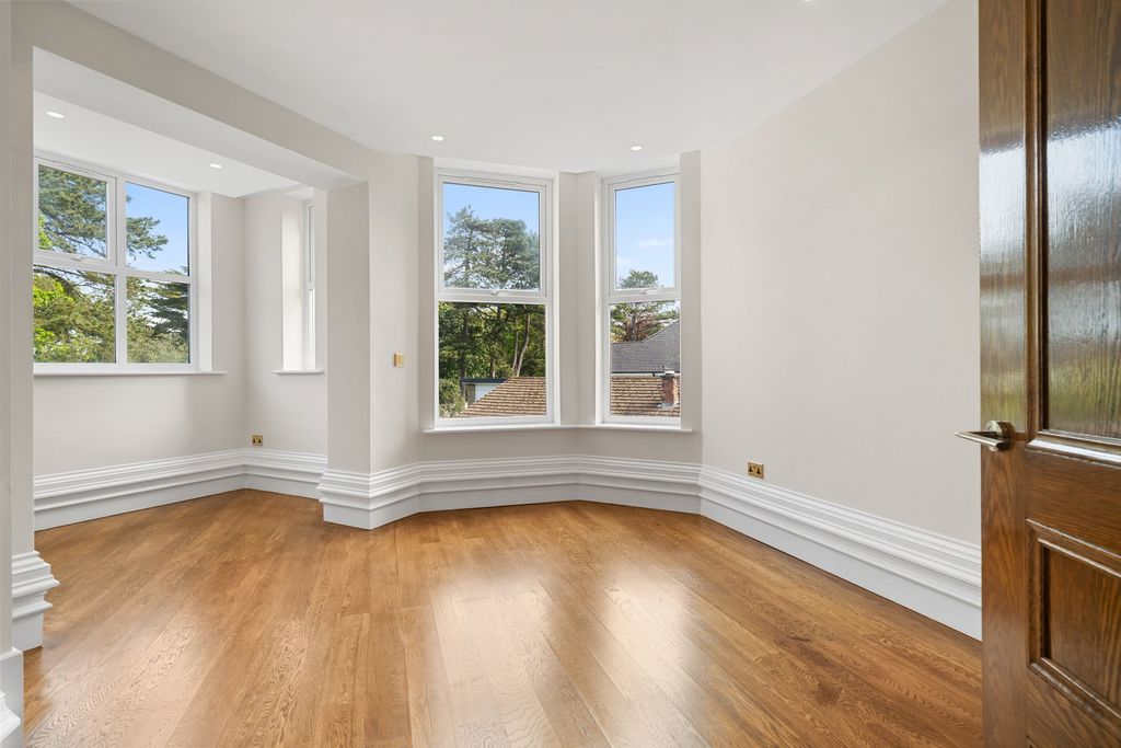 Additional image 12 of 3 bed flat for saleVictoria Road, Formby L37
