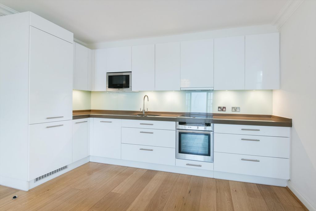 Property photo 2 of 14 Image