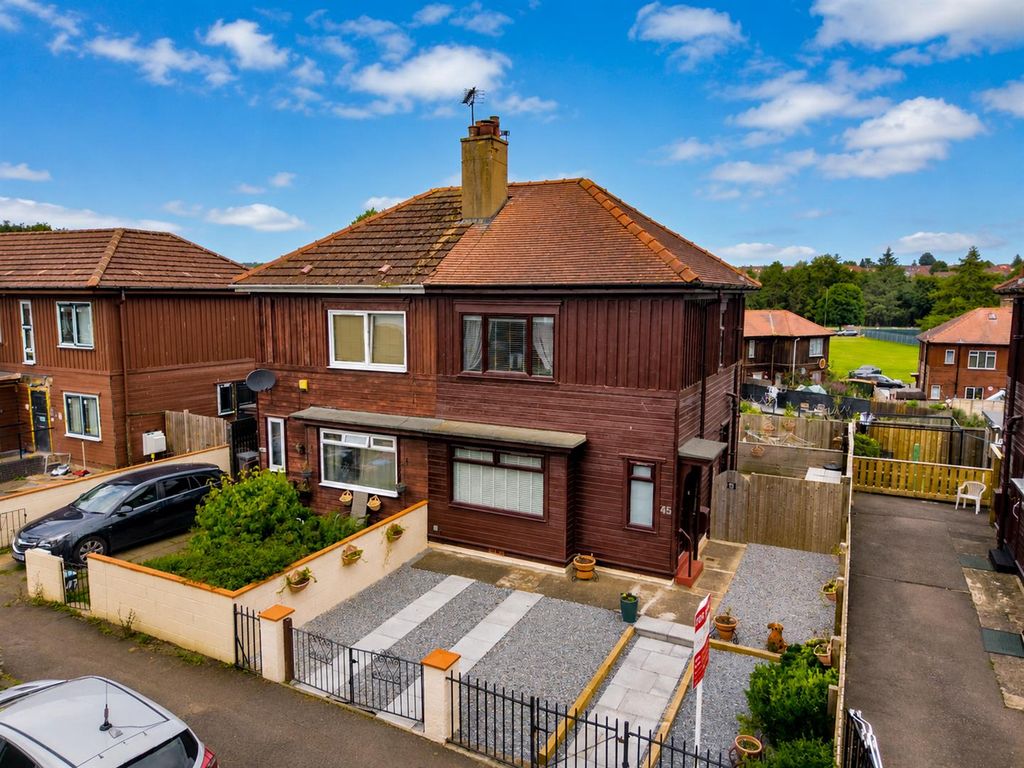 Property photo 1 of 22 45 Blacklock Crescent Dundee-2.Jpg