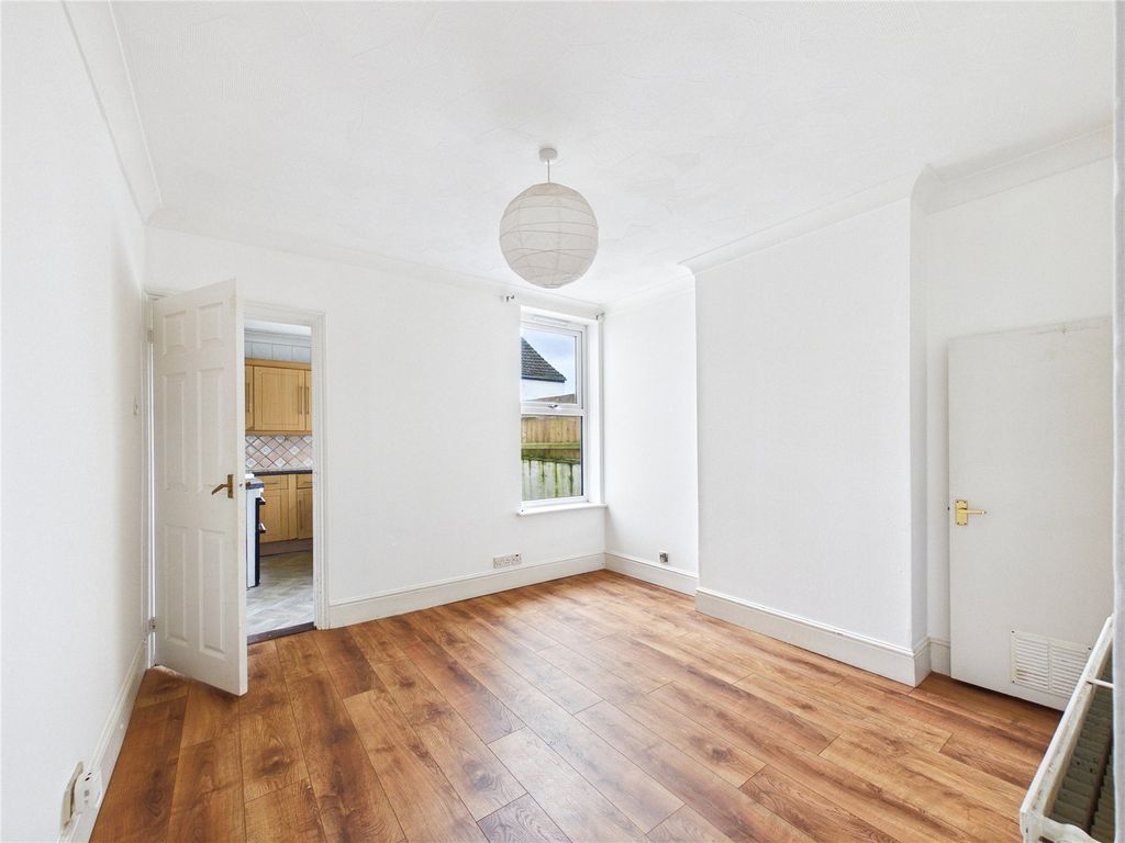 Property photo 3 of 9 Picture No. 04