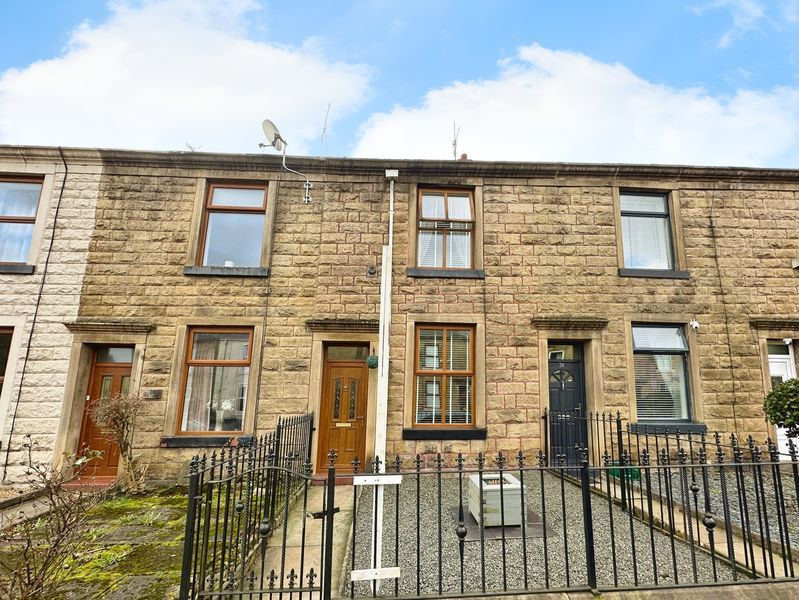 Property photo 1 of 13 External