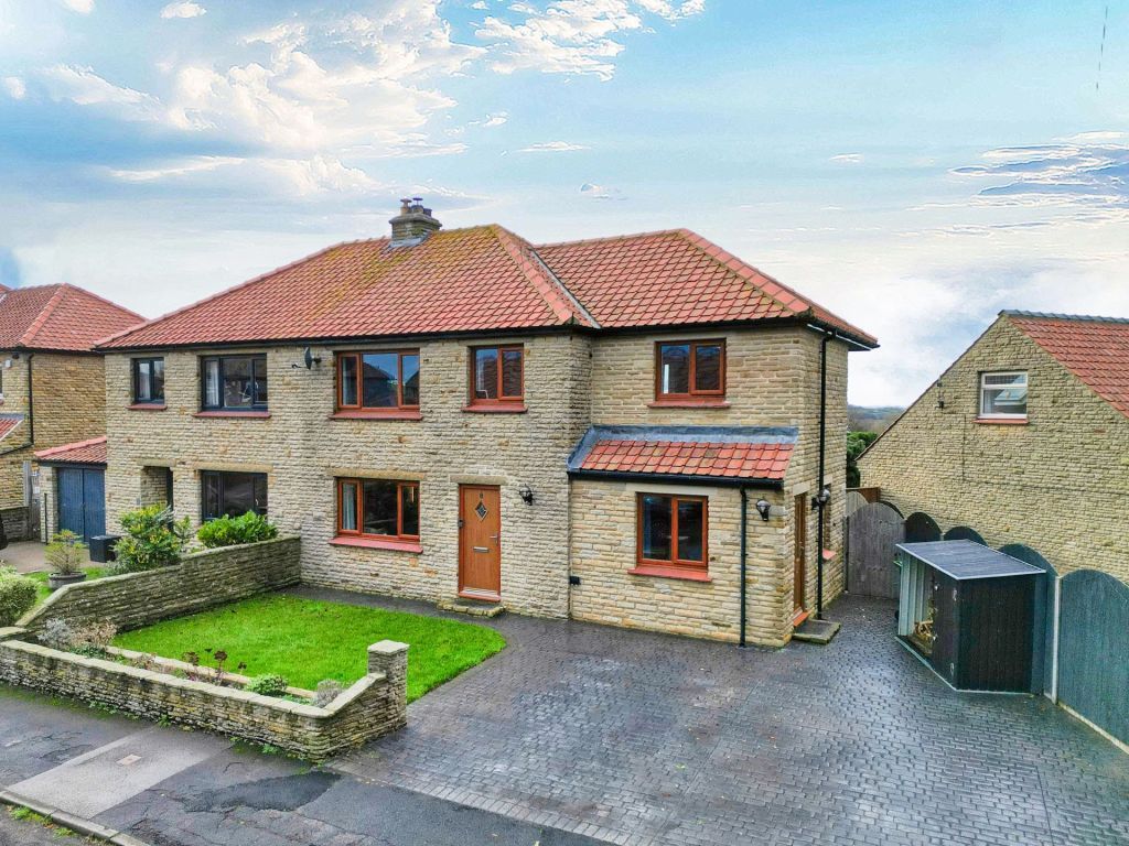 Property photo 1 of 25