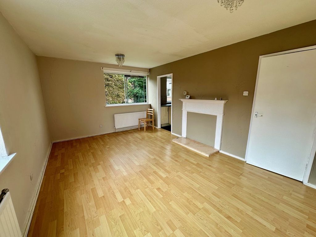 Property photo 2 of 6 Picture No. 10