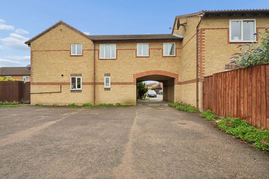 Property photo 1 of 15