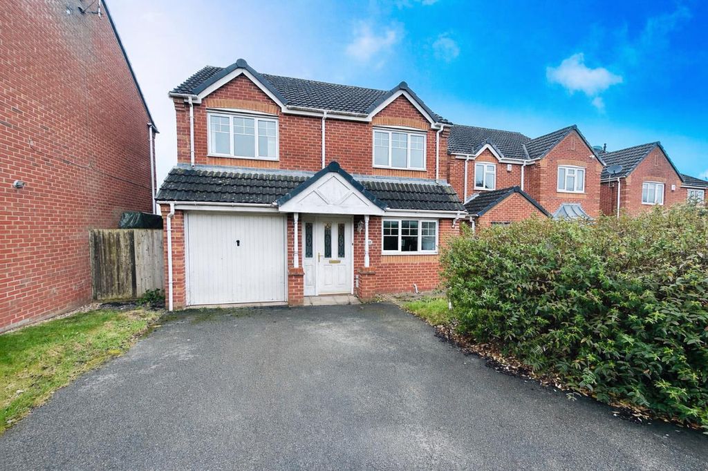 Property photo 1 of 13 Front