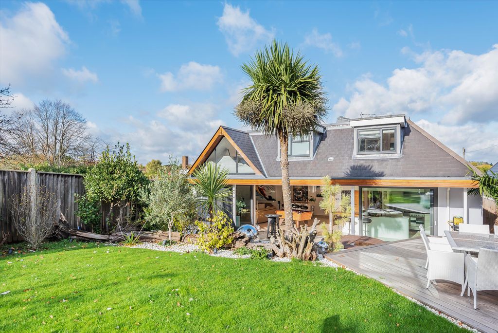 Property photo 3 of 15 Image