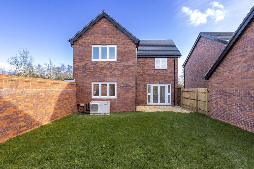 Property photo 2 of 28 Picture No. 06