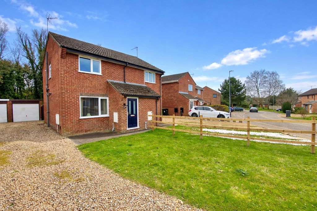 Property photo 1 of 11
