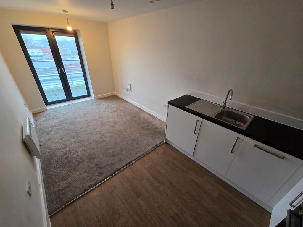 Property photo 3 of 8 Image