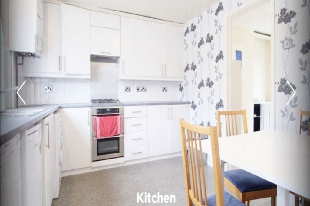 Property photo 1 of 5 Furnished Rooms In South West London