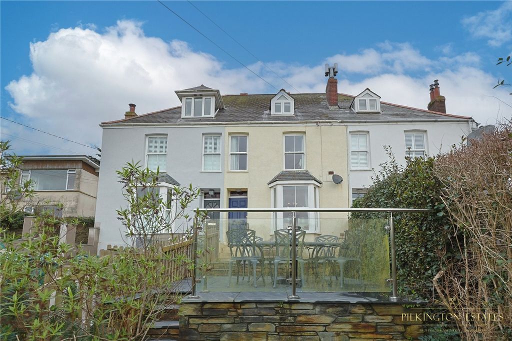 Property photo 2 of 21 4274401