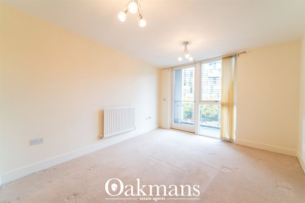 Property photo 3 of 22 Picture No. 19