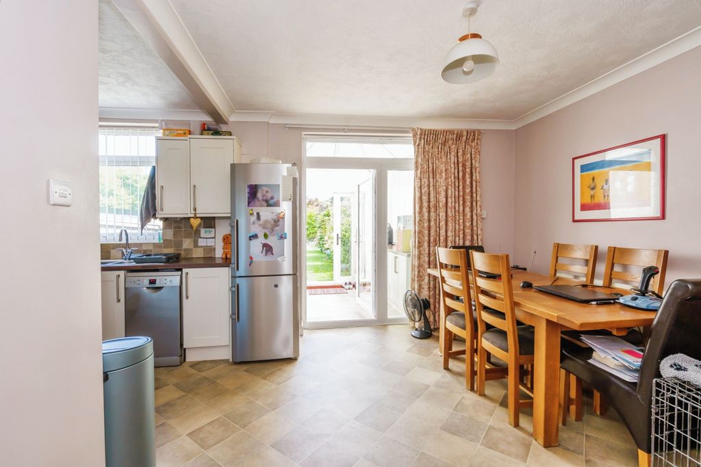 Property photo 3 of 17 Photography