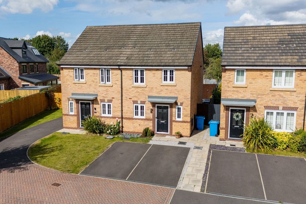 Property photo 1 of 22