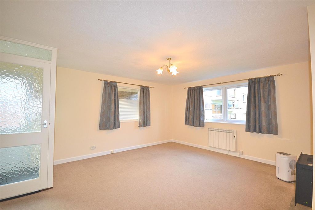 Property photo 3 of 9 0004 (3).Png