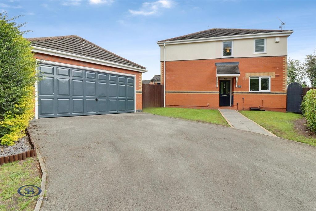 Property photo 1 of 16 User_Edited_Photo-34ba9517_User-Edited-B184335E-19