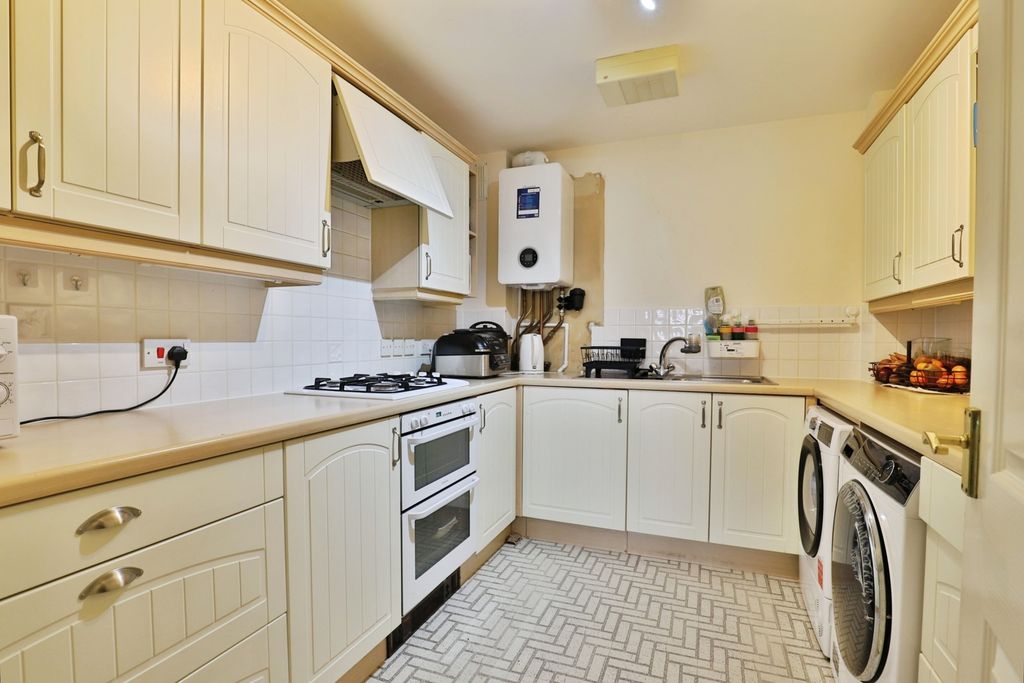Property photo 3 of 19 Pbox-Img.Jpg