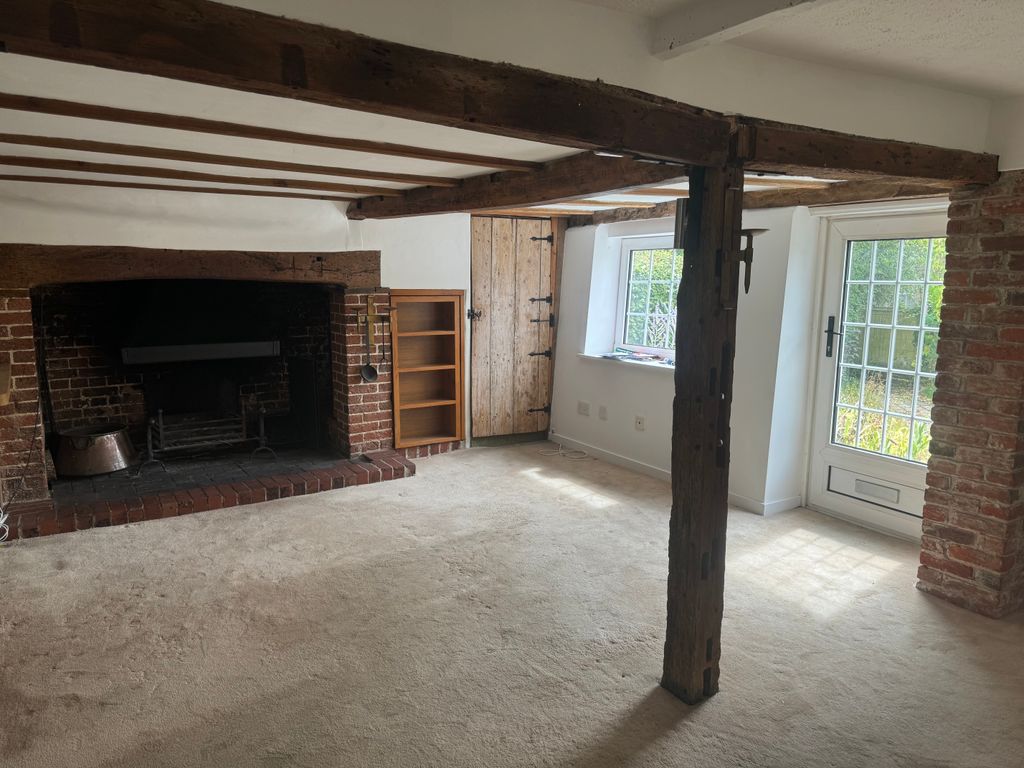 Property photo 3 of 6
