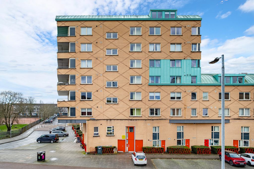 Property photo 1 of 26