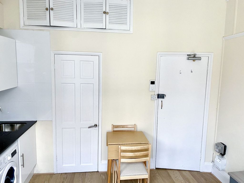 Property photo 3 of 3 Gallery