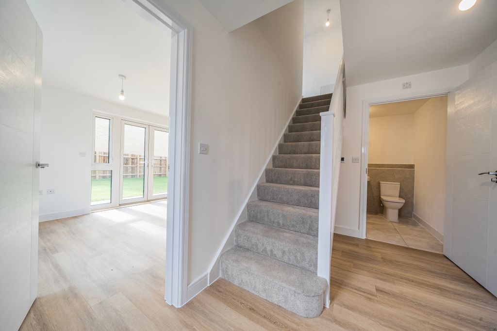 Property photo 3 of 18 Front