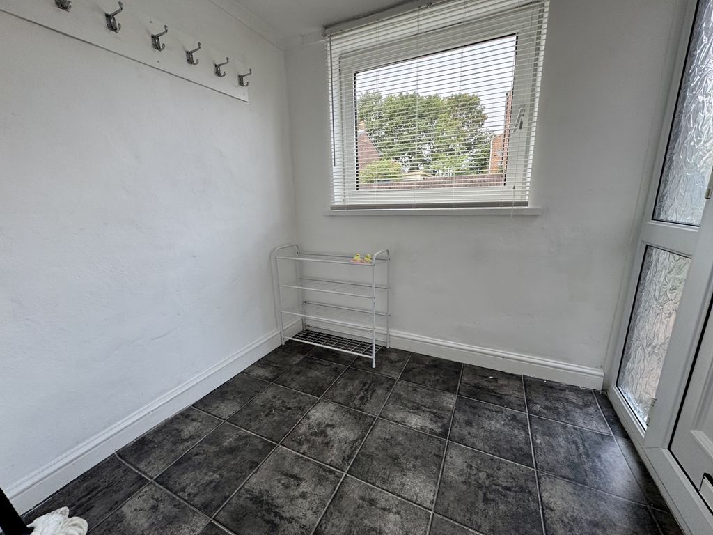 Property photo 2 of 14 Img_2041