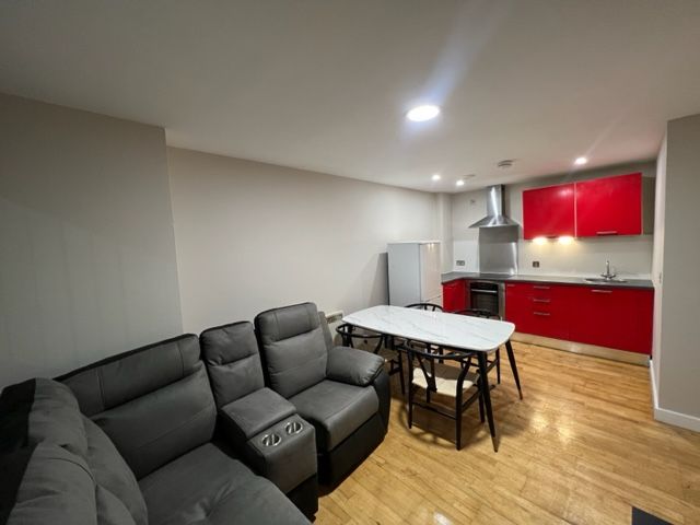 Property photo 1 of 16 Open-Plan Living!