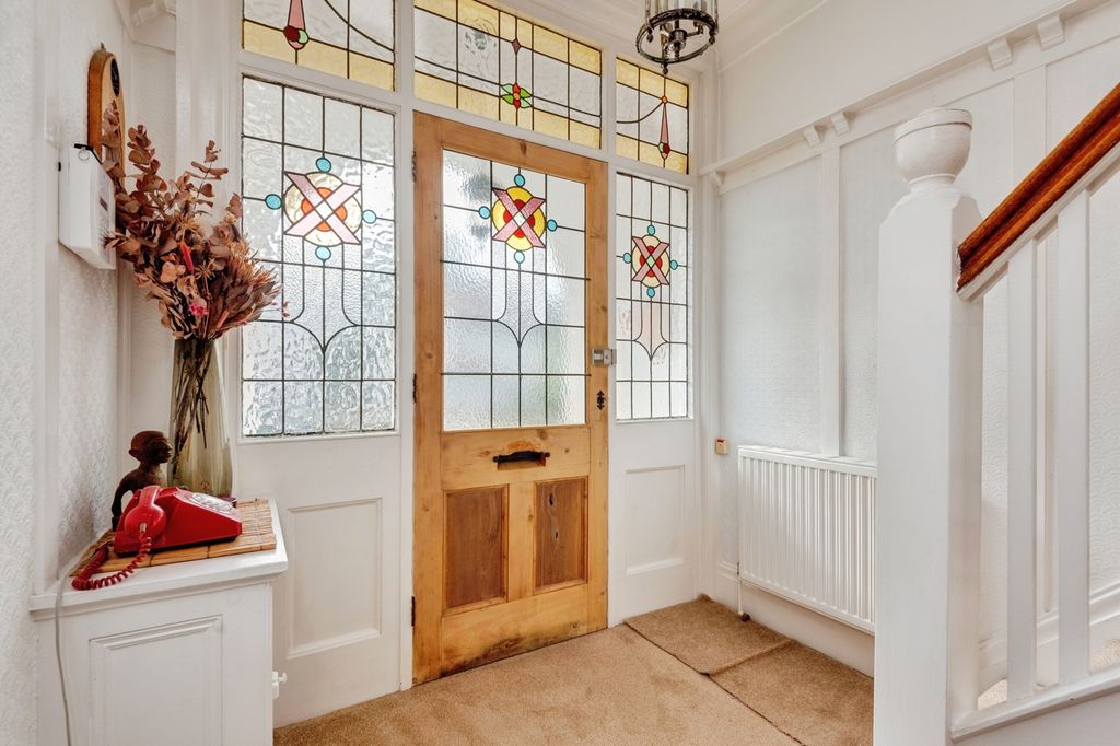 Property photo 2 of 24 Pbox-Img.Jpg
