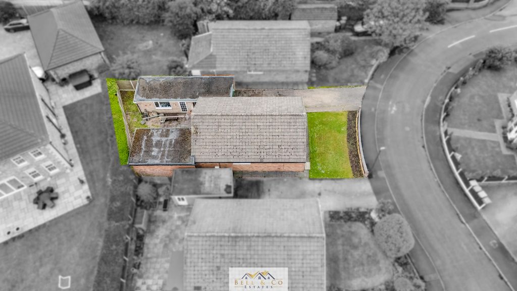 Property photo 2 of 28 Aerial 2