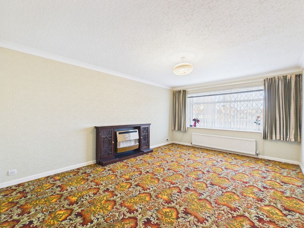 Property photo 2 of 15 4734754