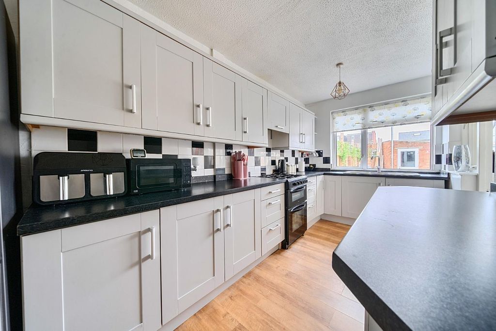 Property photo 3 of 17 1-69Ab19268F2Ec-1423743-16-69Aaaafa8A11B-1.Jpg