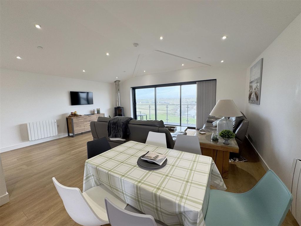 Additional image 7 of 3 bed property for saleGwythian Way, Perranporth TR6